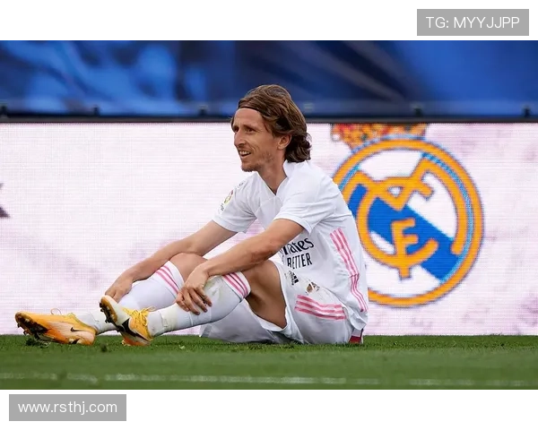 39岁20天，莫德里奇成西甲马德里德比出场年龄第二大球员